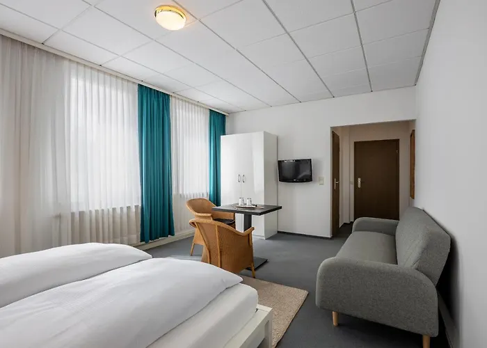 Πανσιόν Annet Garni